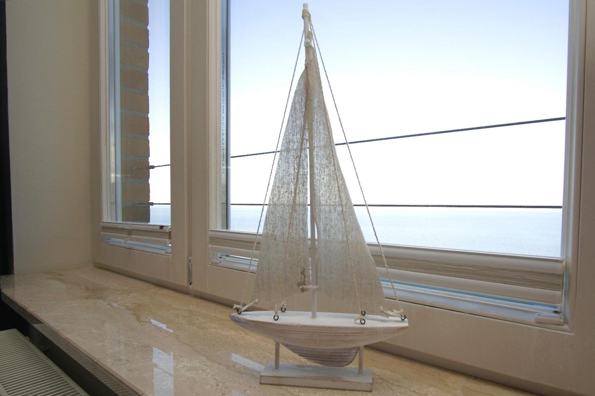 Ferienwohnung Mit Traumhaftem Meerblick - Haus Am Meer Fewo 02 Lohme Ngoại thất bức ảnh