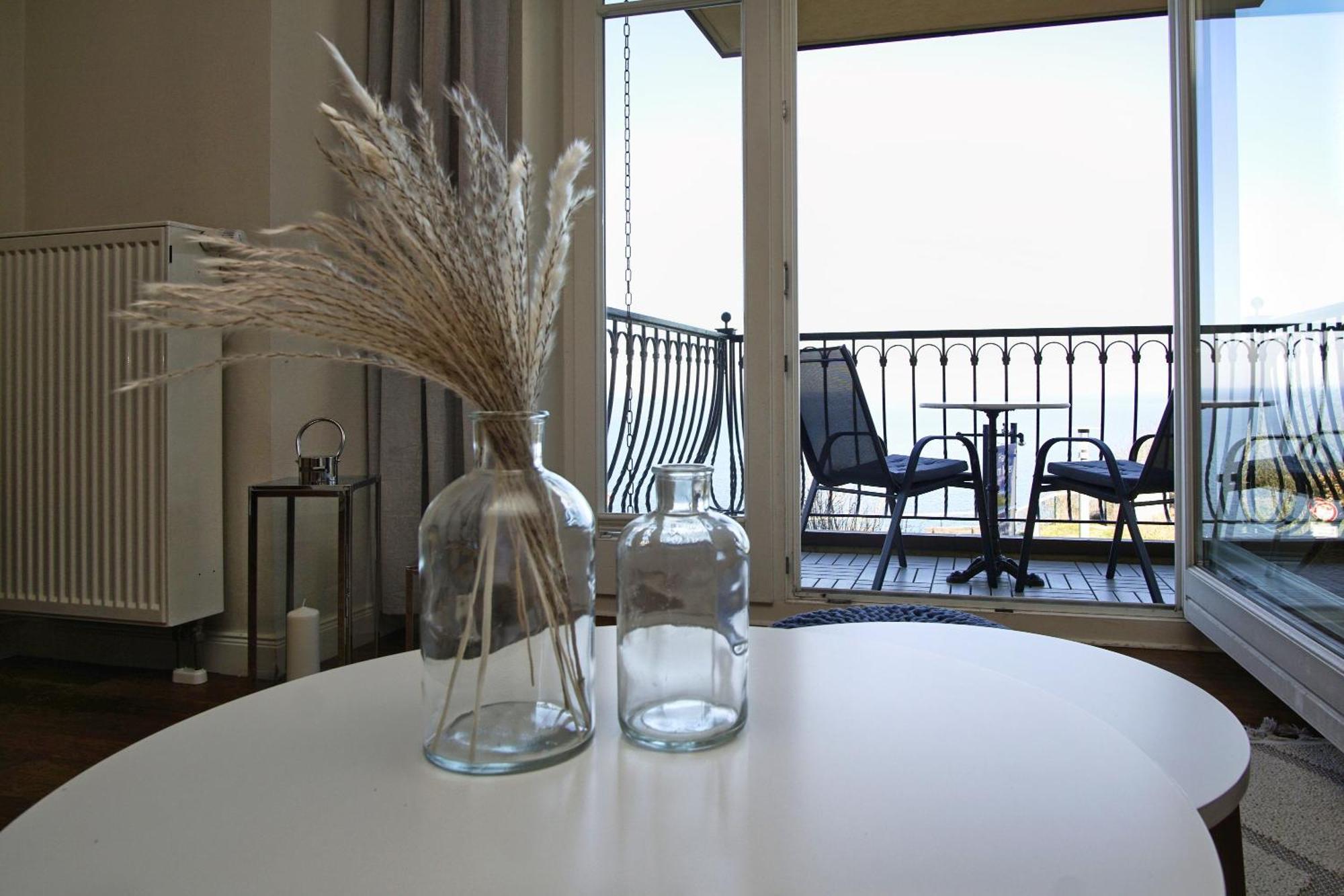 Ferienwohnung Mit Traumhaftem Meerblick - Haus Am Meer Fewo 02 Lohme Ngoại thất bức ảnh